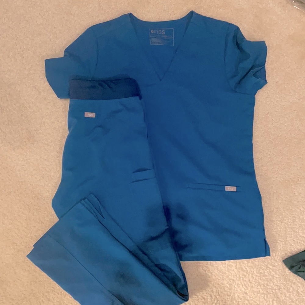 Figs Size Small in Alps Blue SET! and FREE BONUS!